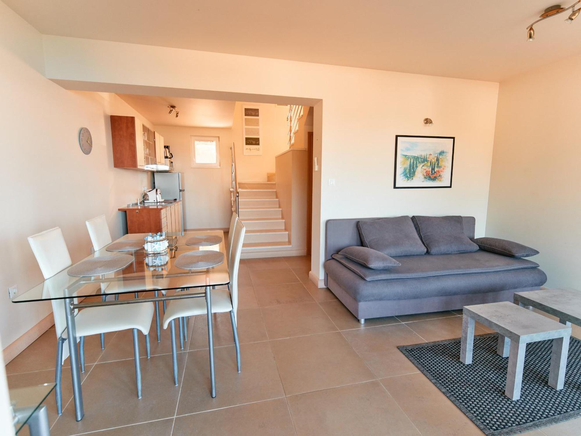 Apartments Eva Savar Екстериор снимка