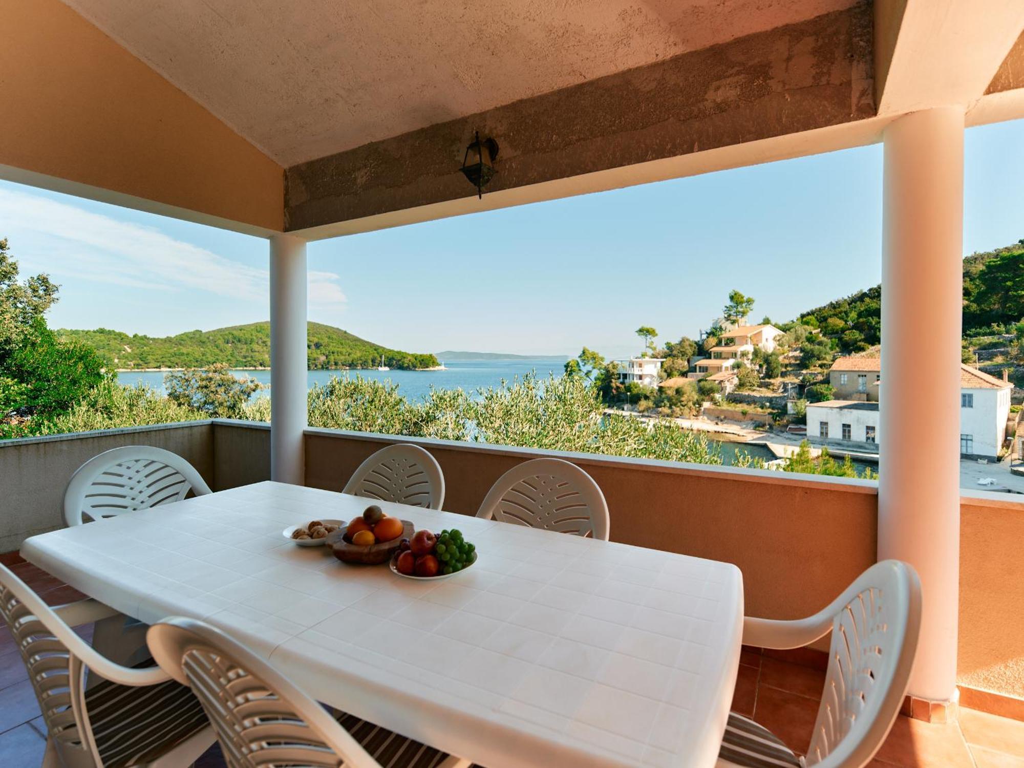 Apartments Eva Savar Екстериор снимка